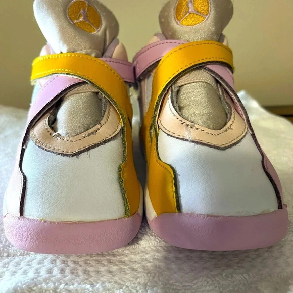Jordan 8 Retro little kids tennis shoe - Picture 3 of 16